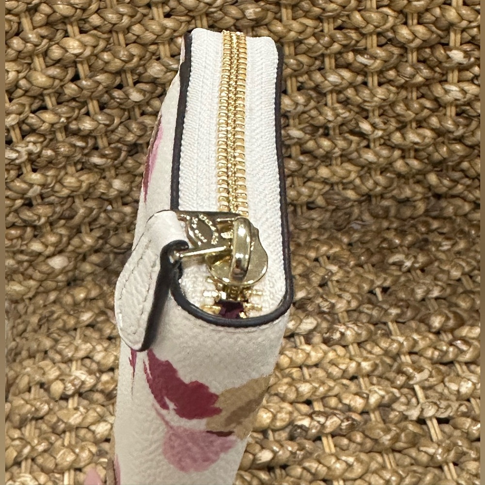 Coach Cream Floral Long Wallet - Picture 5 of 7